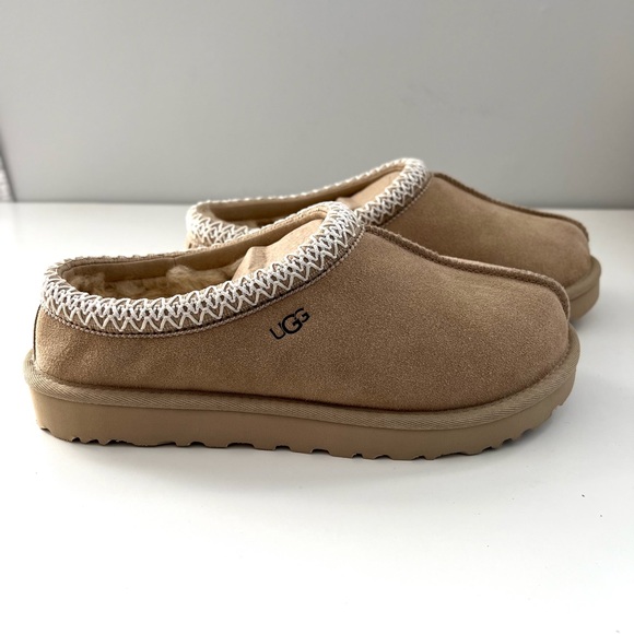 🚨LAST ONE! UGG TASMAN SLIPPERS-NEW MUSTARD SEED COLOR- WOMEN’S📍(PRICE IS FIRM) - Picture 10 of 16